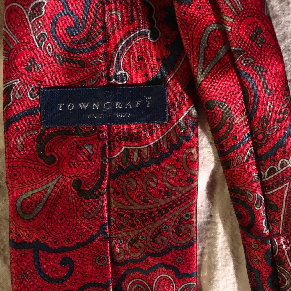 Three Set Red Patterned Silk 1(Poly) Ties - image 3